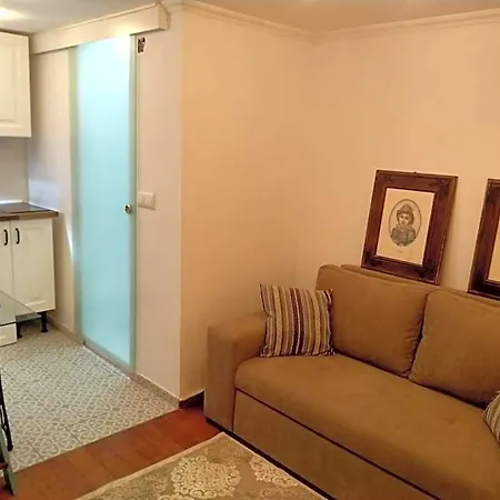 Hotel Center Charm - Castle Hill - Metro Lisbona